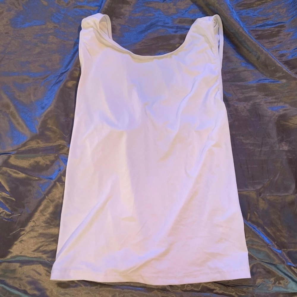 Split back tank